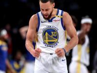 九游游戏中心网页版-库里在湖人比赛中持续失利，锐不可当引发热议！